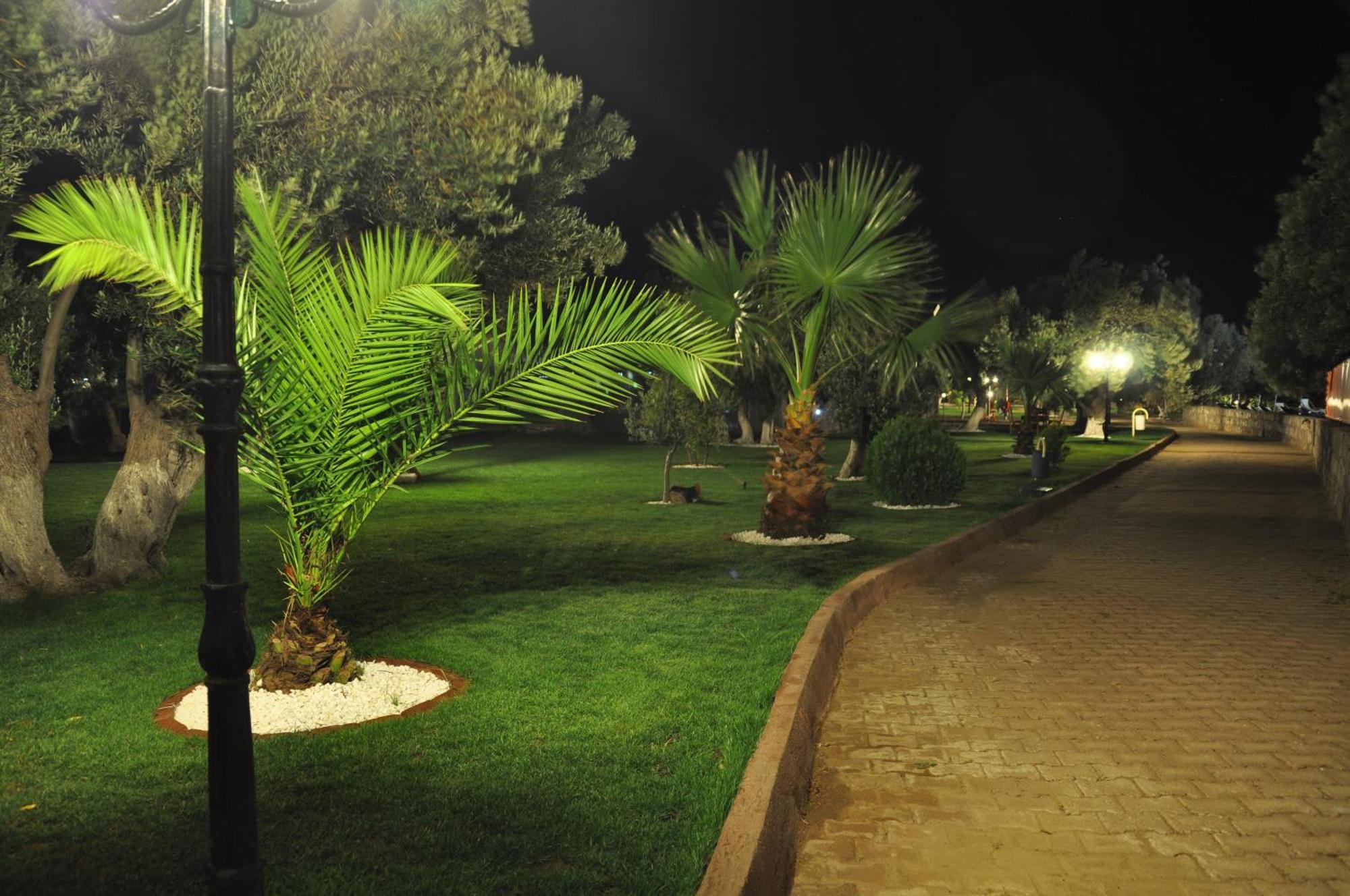 Assos Park Hotel Esterno foto